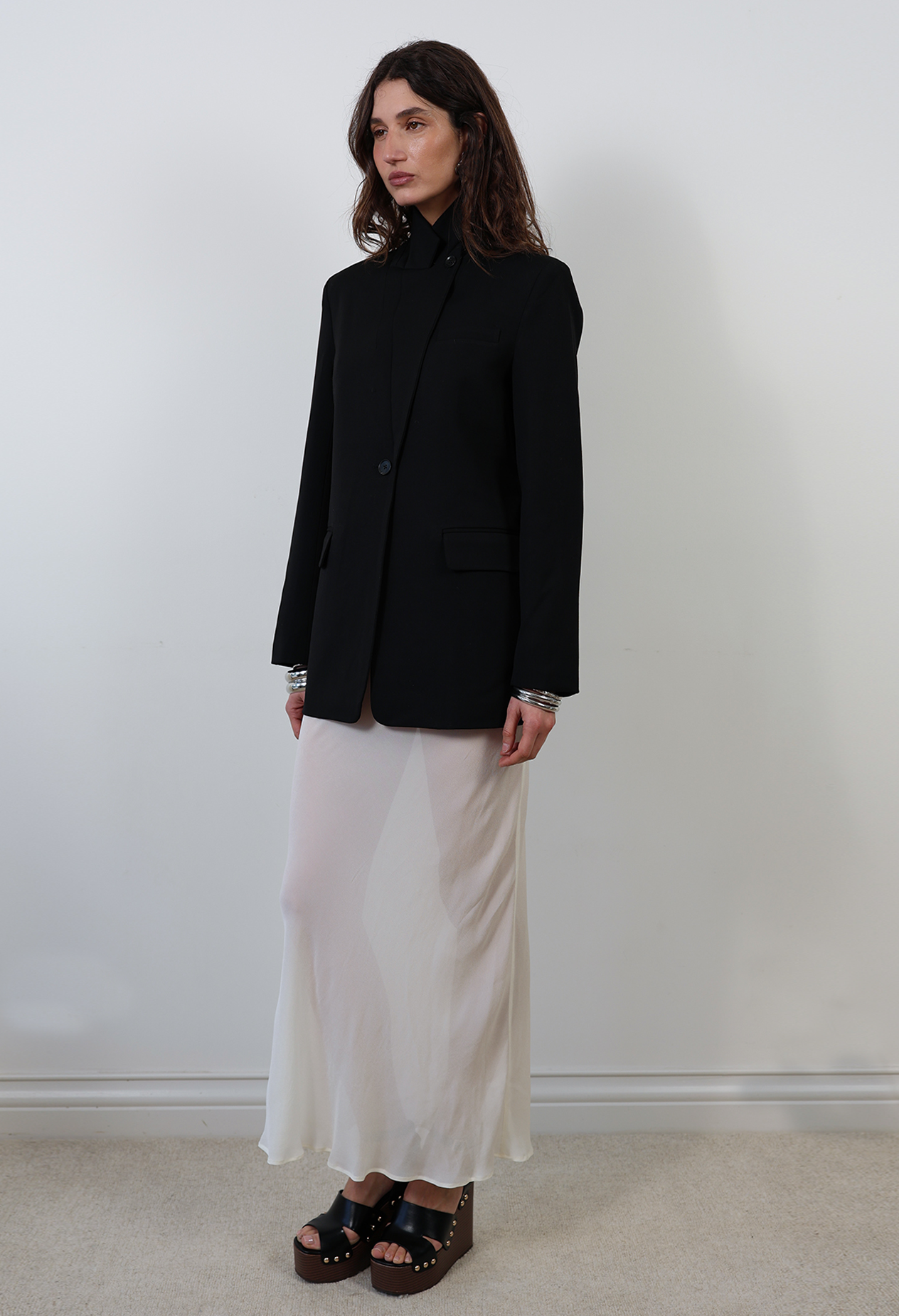AVION BLAZER